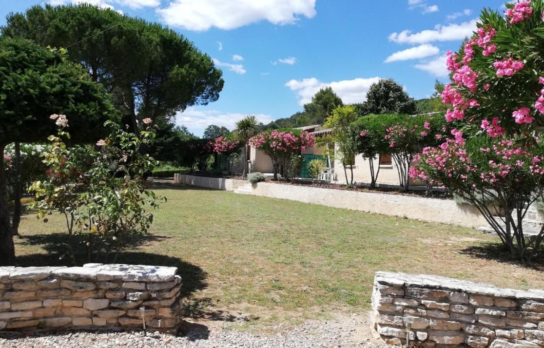Hotel Espace Loisirs à Saint-Martin-dʼArdèche Extérieur photo